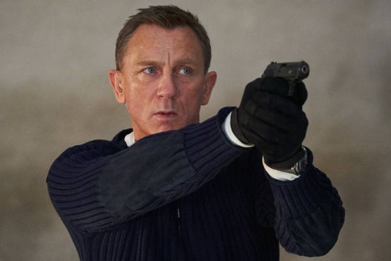 Novo filme de James Bond é incerto, com briga na franquia - 21/12/2024 - Ilustrada