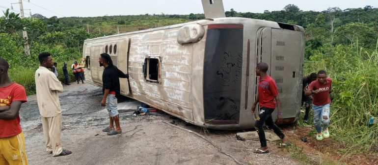 Acidente de viação no troço Nzeto/Tomboco no Zaire resulta em 30 feridos dos quais 14 em estado grave – RNA