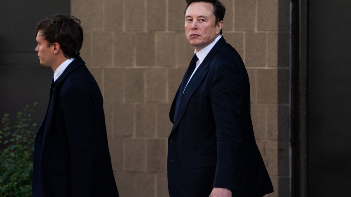 Elon Musk apreende o sistema de computador, bloqueia altos funcionários do governo