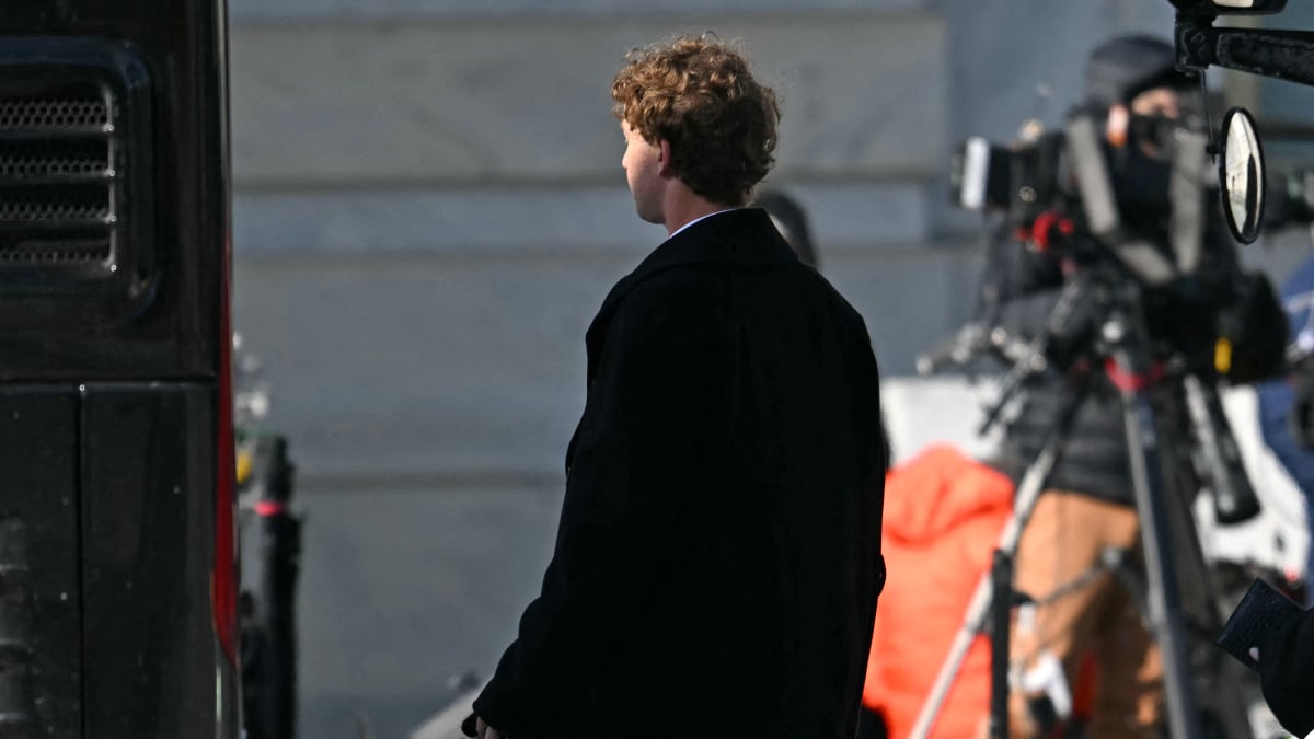 Mark Zuckerberg já viu brotar na Casa Branca de Donald Trump