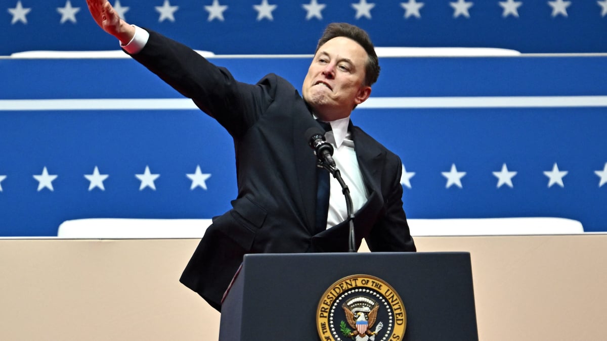 O funcionário da Doge renuncia depois que os postos racistas são descobertos. Elon Musk pode trazê -lo de volta.