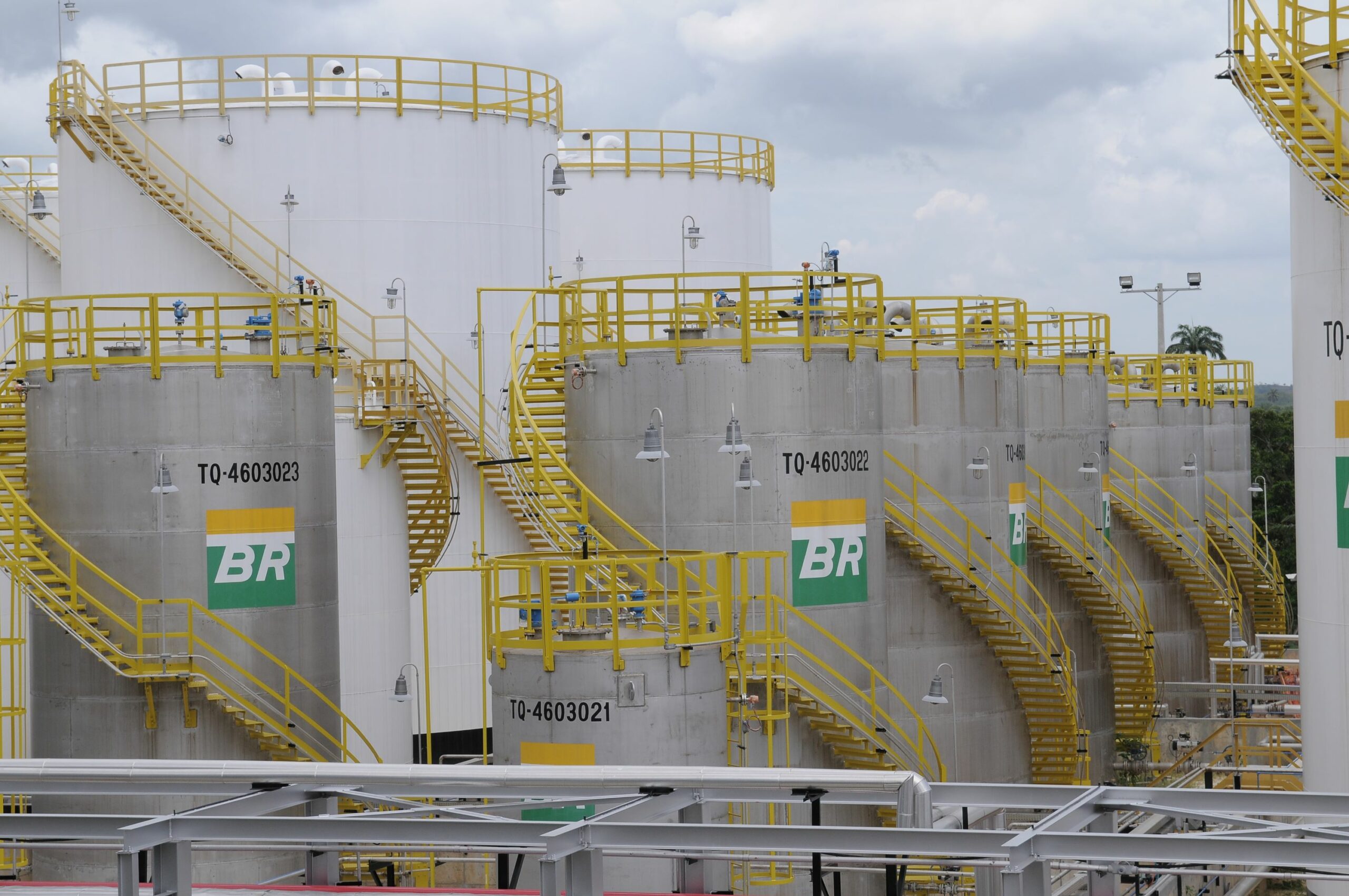 Petrobras recebe R$ 2,7 bilhões em pagamentos contingentes