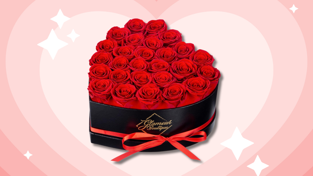 Procurando um Venus Et Fleur Dupe acessível para o dia V? Essas rosas preservadas custam apenas US $ 59,94