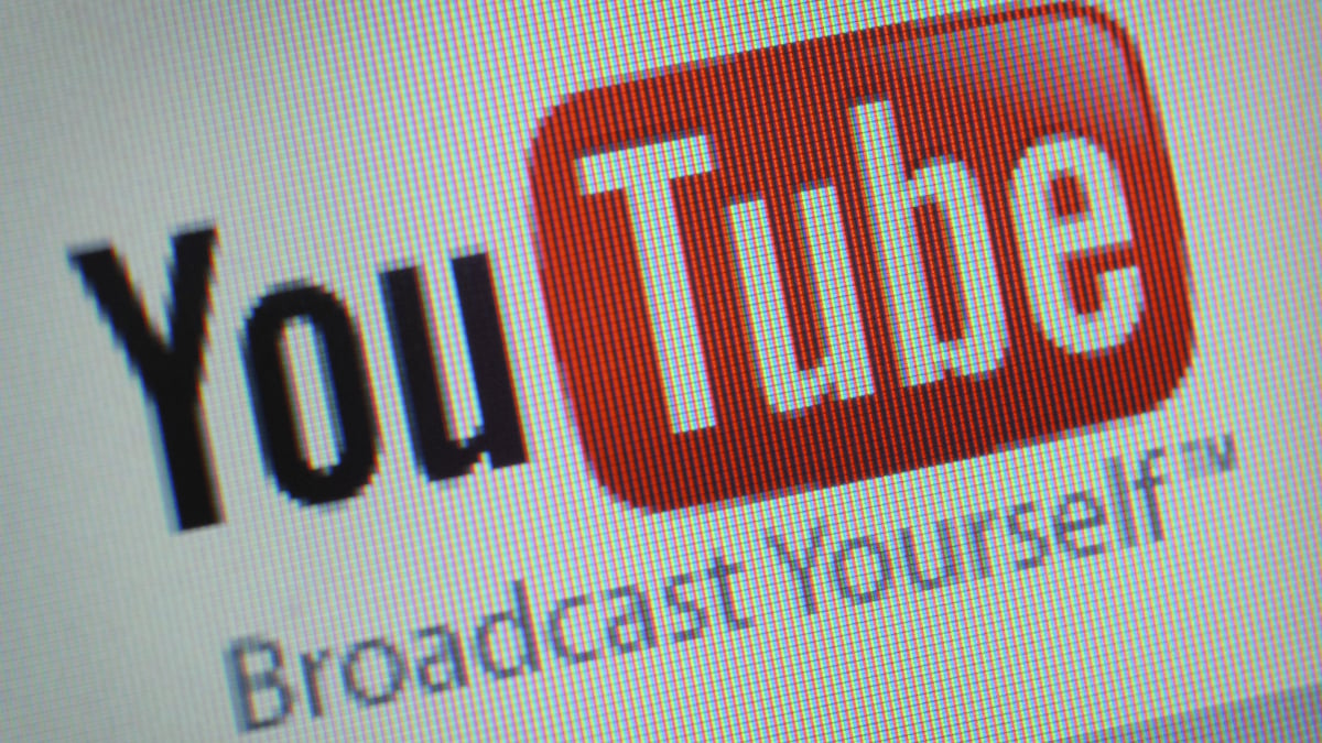 YouTube faz 20 anos. Você sabia que era originalmente um site de namoro?