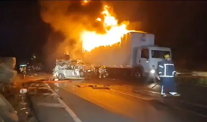 Acidente entre 5 veículos deixa uma pessoa morta e feridos em PG