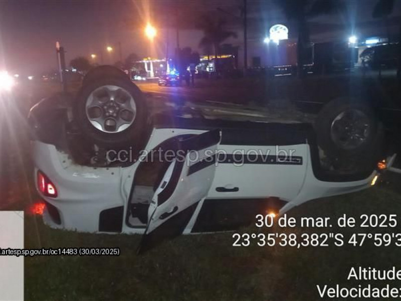 Acidente na Raposo deixa um morto e outros seis feridos