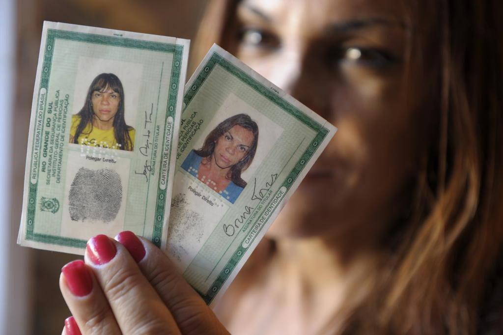 Associação de Mulheres questiona cotas para transgêneros em concursos e vestibulares