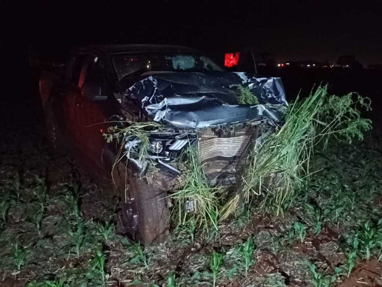 Motorista envolvido em acidente com mortes diz que Kombi estava sem sinalização