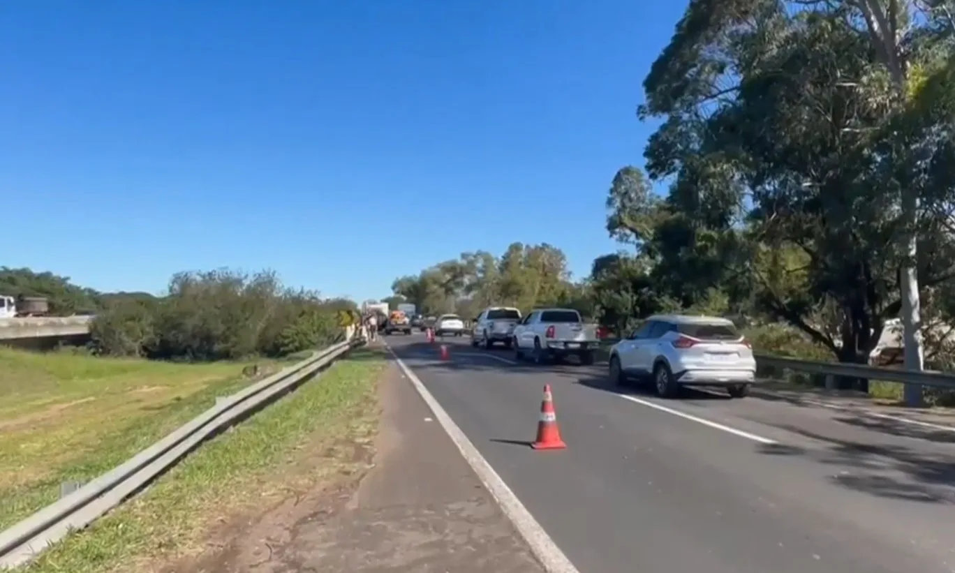 BR-290 é liberada após acidente em Porto Alegre