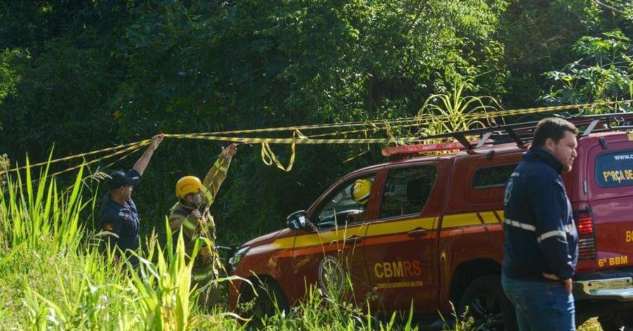 Duas vítimas de acidente com ônibus da UFSM seguem na UTI