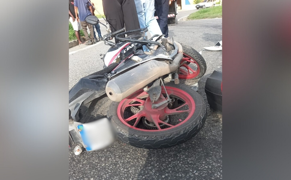 Motociclista morre em acidente com caminhão na Rodovia do Contorno | Tribuna Online
