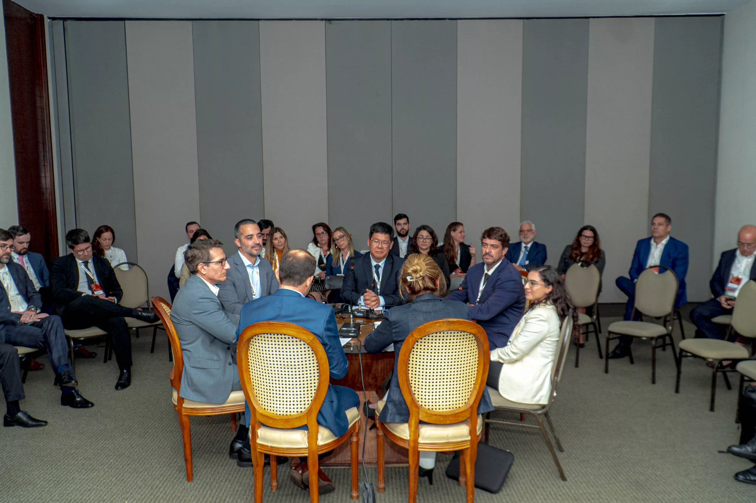 Queda do barril pode ajudar negociações para destravar importação de gás da Argentina