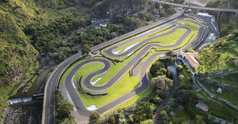 Turista mexicana gravemente ferida em acidente de Kart