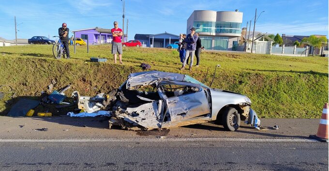VÍDEO: Grave acidente na BR-153 deixa dois mortos e mobiliza equipes de resgate em Irani