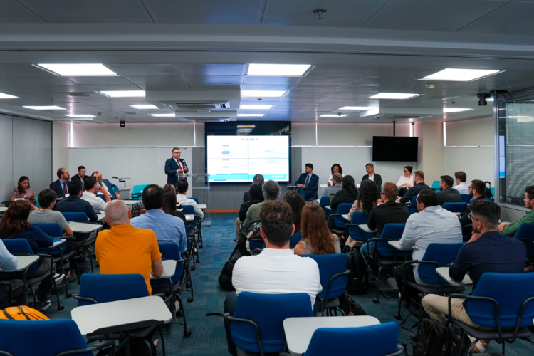 CNT - Confederação Nacional do Transporte