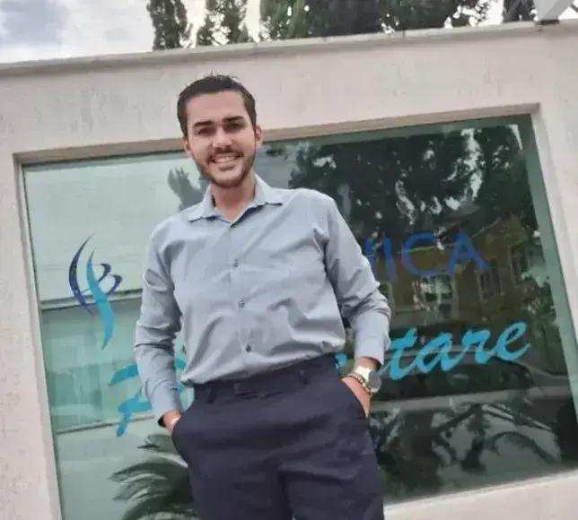 Tristeza em Ipatinga: Médico ginecologista Anderson Azevedo falece após acidente doméstico