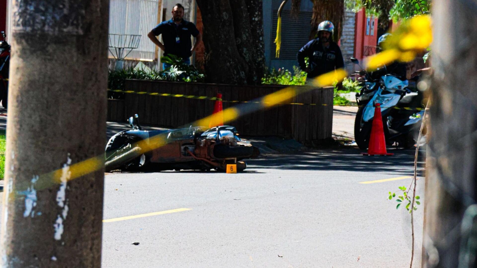 Mulheres são socorridas em estado gravíssimo ao serem arremessadas em acidente no Tiradentes
