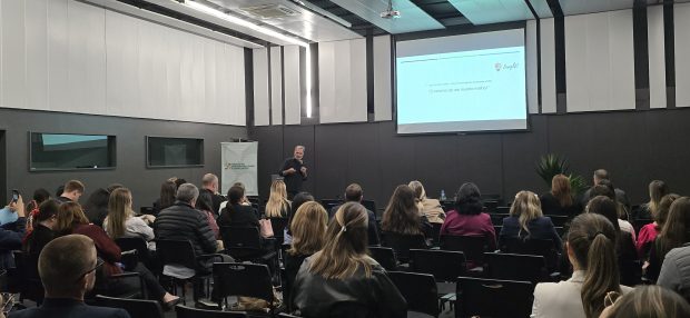 Segunda Edição do Esg Summit Sul Catarinense Destaca Desafios e Optunidades para Práctas Sustentáveis