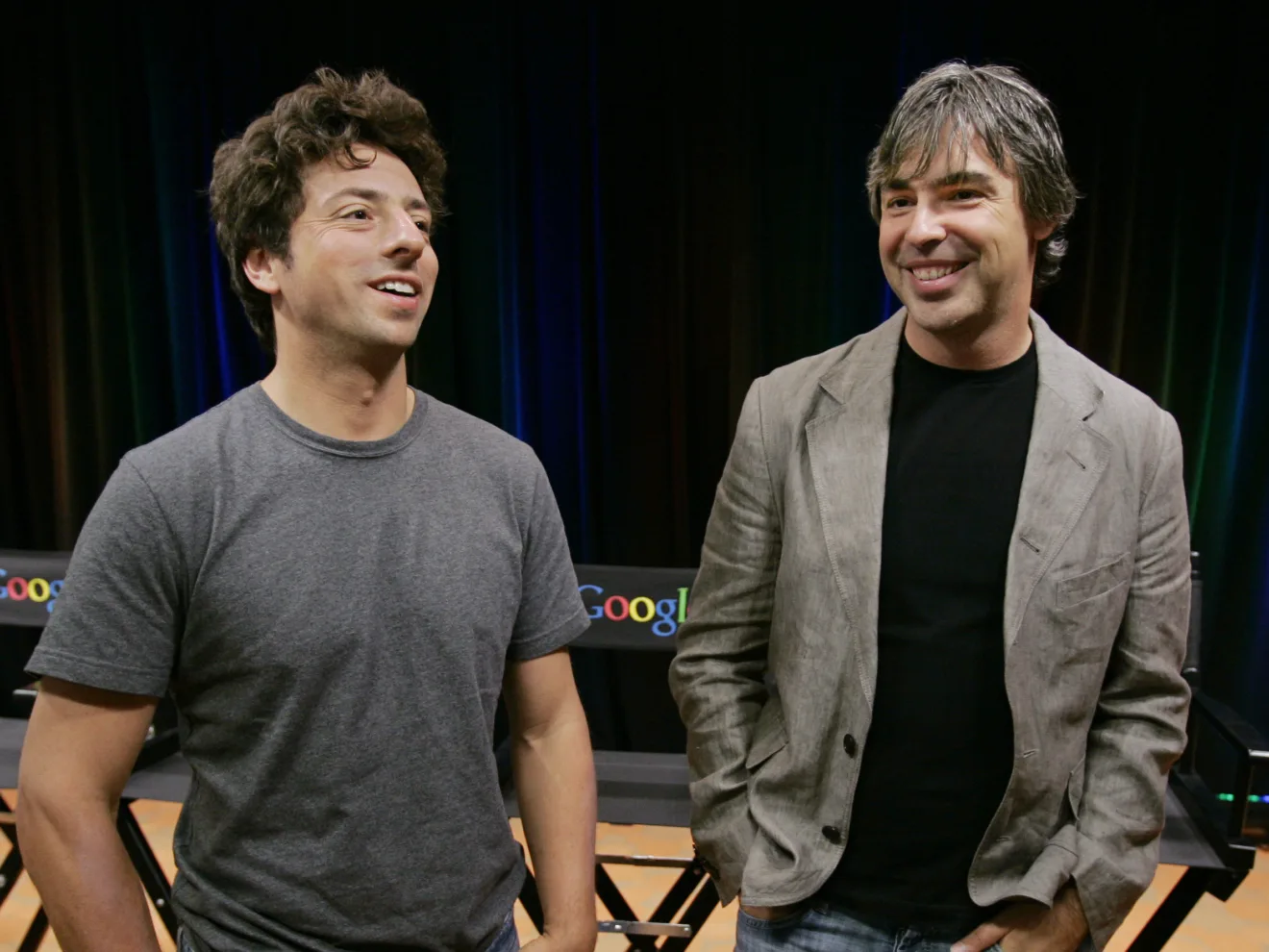 Google co-fundadores Sergey Brin (esquerda) e Larry Page Fonte: Wikimedia Comuns