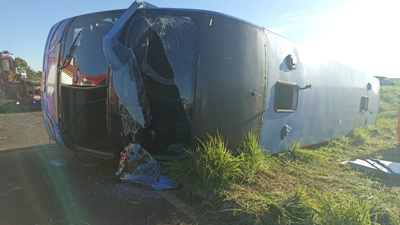 Velocidade 50% acima do limite agravou acidente de ônibus com doze mortos na MG-223, diz perito | Triângulo Mineiro