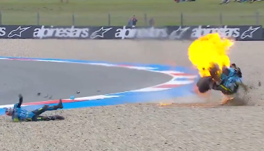 Acidente aparatoso e moto a arder nos treinos de MotoGP. Veja as imagens - Ojogo