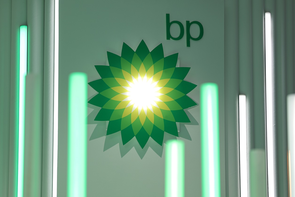 BP e outras petroleiras evacuam trabalhadores dos campos de petróleo do Iraque