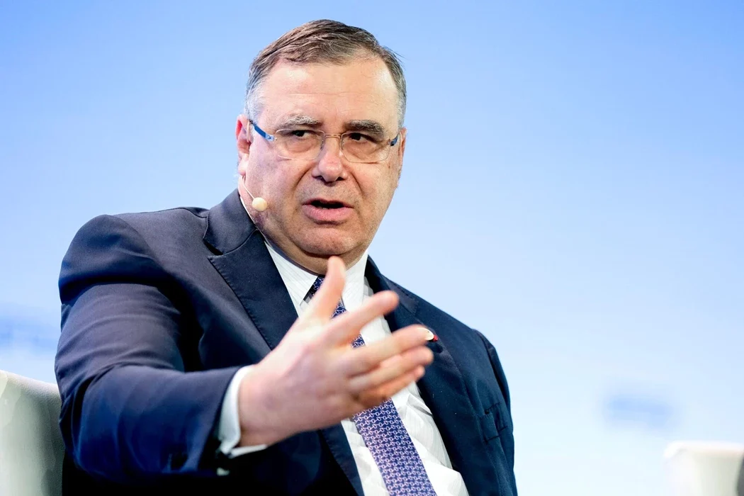 Estaleiros mantêm vagas de atracadouro para GNL em Moçambique abertas até final de Agosto