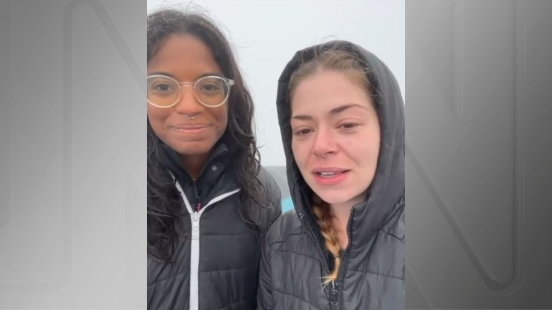 Brasileira que caiu em vulcão na Indonésia é encontrada morta