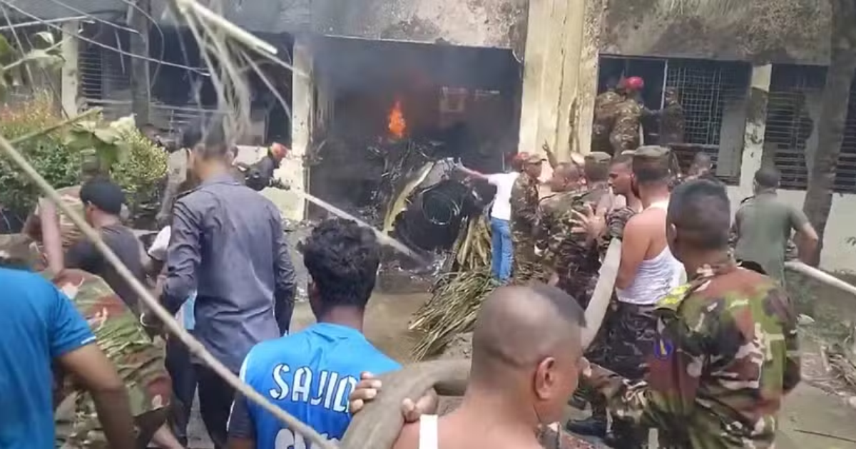 Acidente com avião da Força Aérea de Bangladesh em escola deixa ao menos 19 mortos