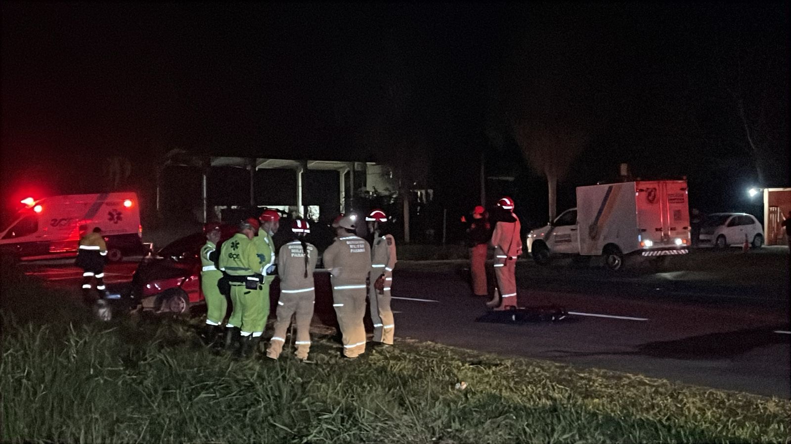 Acidente com morte interdita completamente a PR-407, em Paranaguá