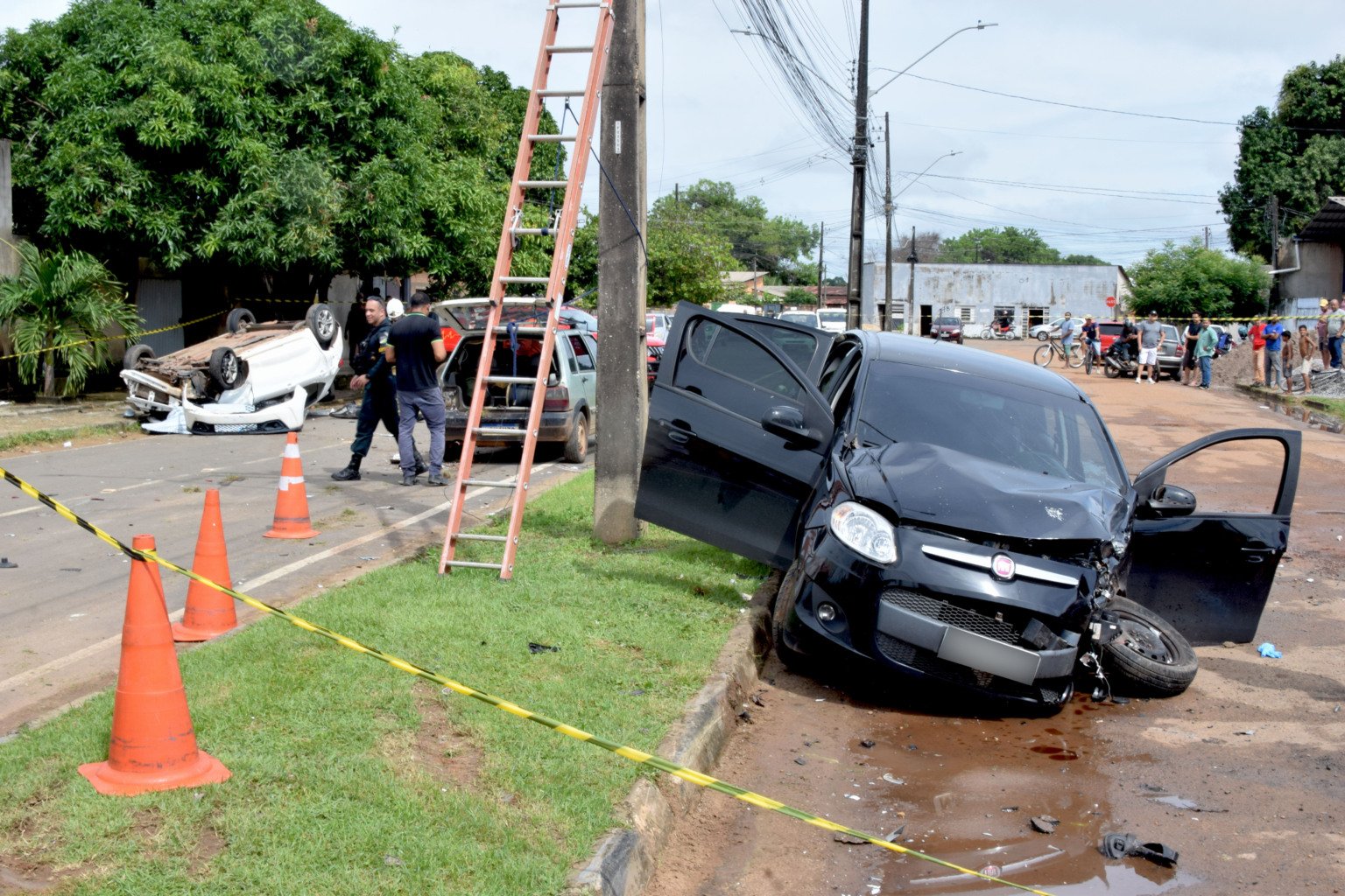 Acidente grave no bairro União mata técnico em telecomunicações e deixa mulher ferida