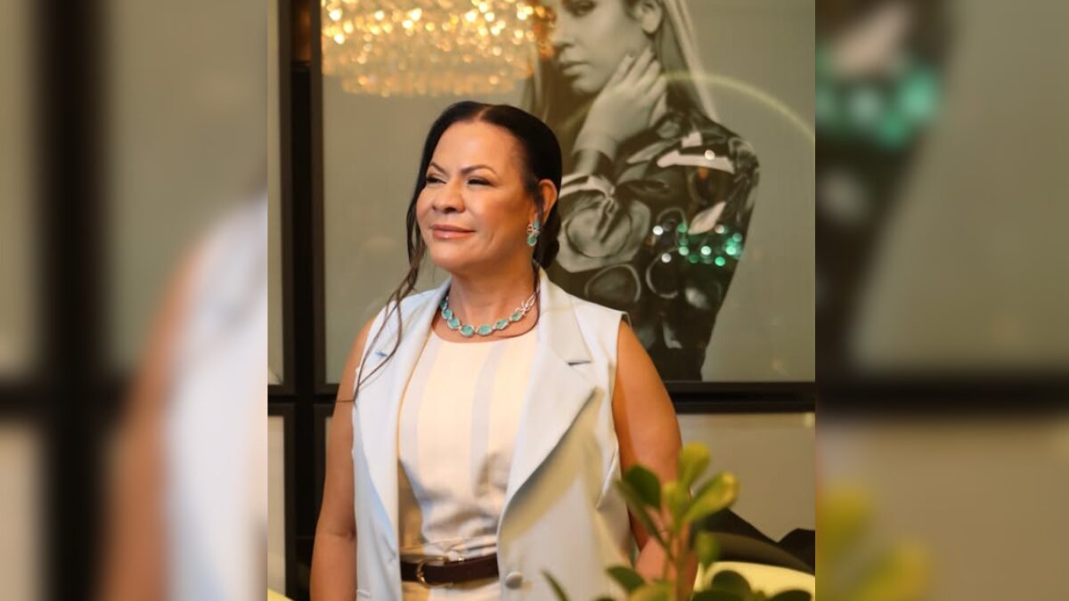 Dona Ruth disputa guarda de Léo com Murilo Huff (Foto: Redes sociais, Reprodução)