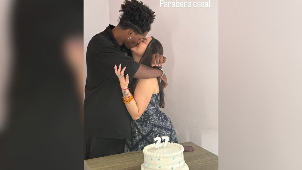 Casal morre em acidente de moto no dia em que completavam 27 anos na Grande Florianópolis