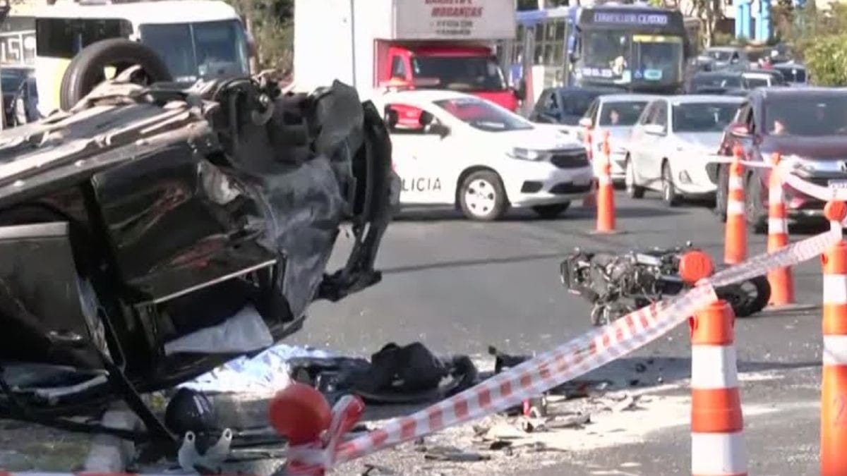 Duas pessoas morrem após acidente de trânsito em Osasco, SP - Band