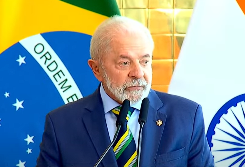 Felipe Neto se pronuncia após irmão desabafar por falta de ajuda financeira