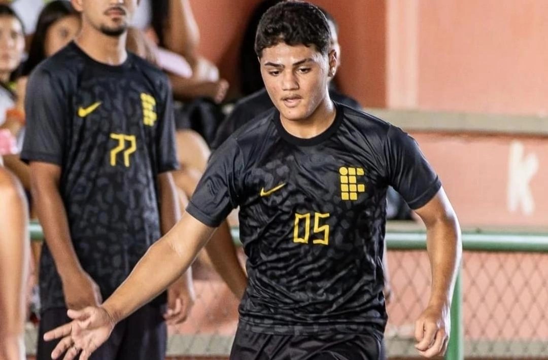 Jovem de 18 anos morre após acidente de moto no Anel Viário de Oeiras