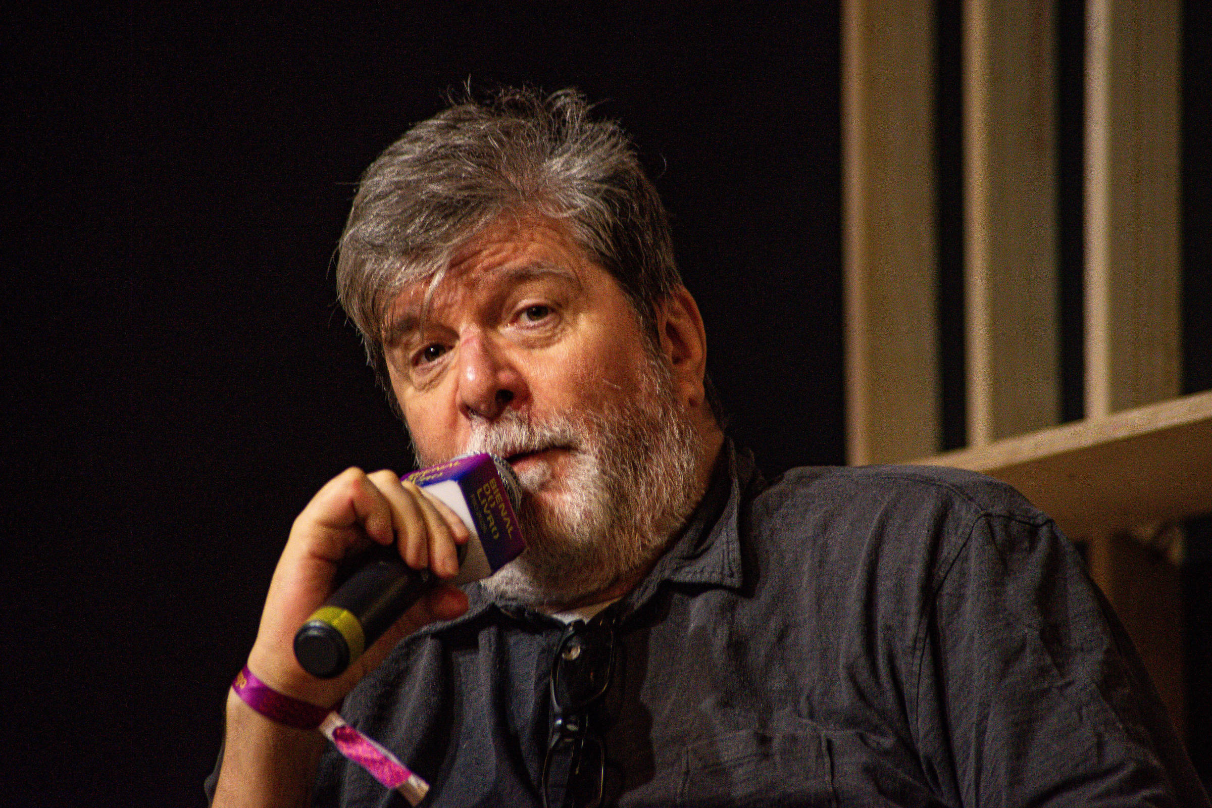 Marcelo Rubens Paiva sofre acidente em voo para Portugal - 07/07/2025 - Celebridades