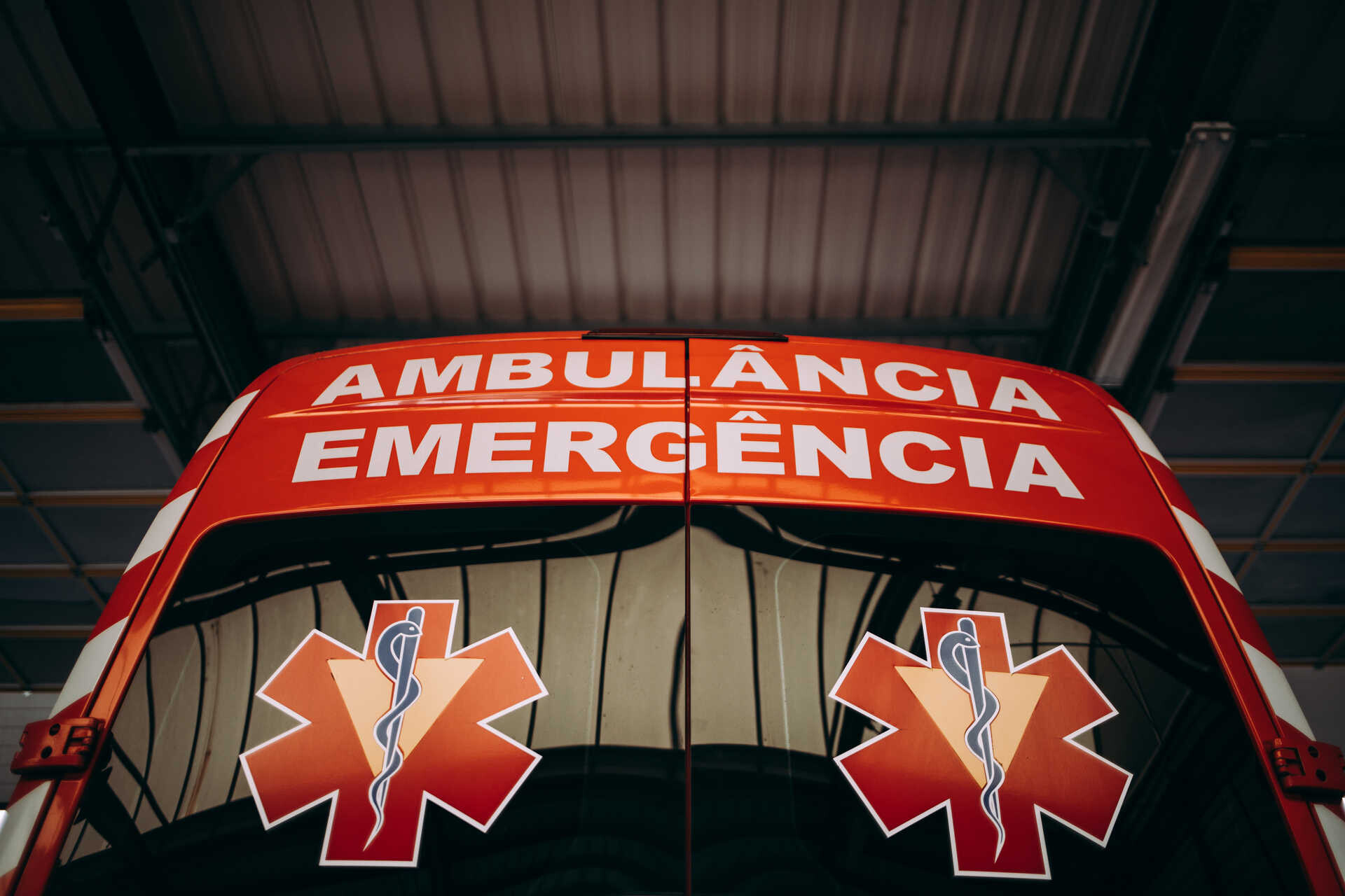 Motociclista de 30 anos morre num despiste em Santa Maria da Feira