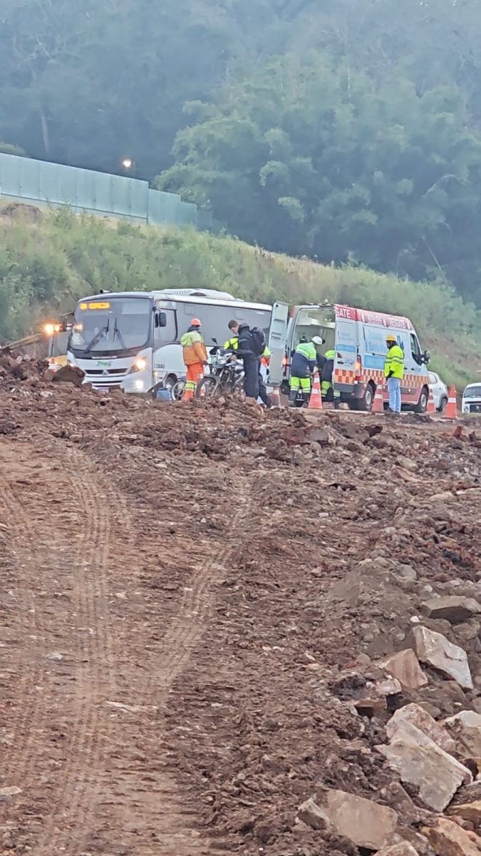 Mulher fica ferida em acidente que altera trânsito na RSC-287