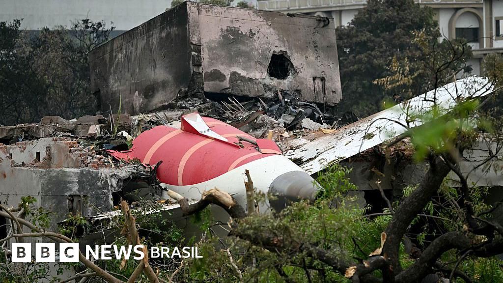 Queda do avião da Air India: as duras críticas ao relatório preliminar sobre acidente