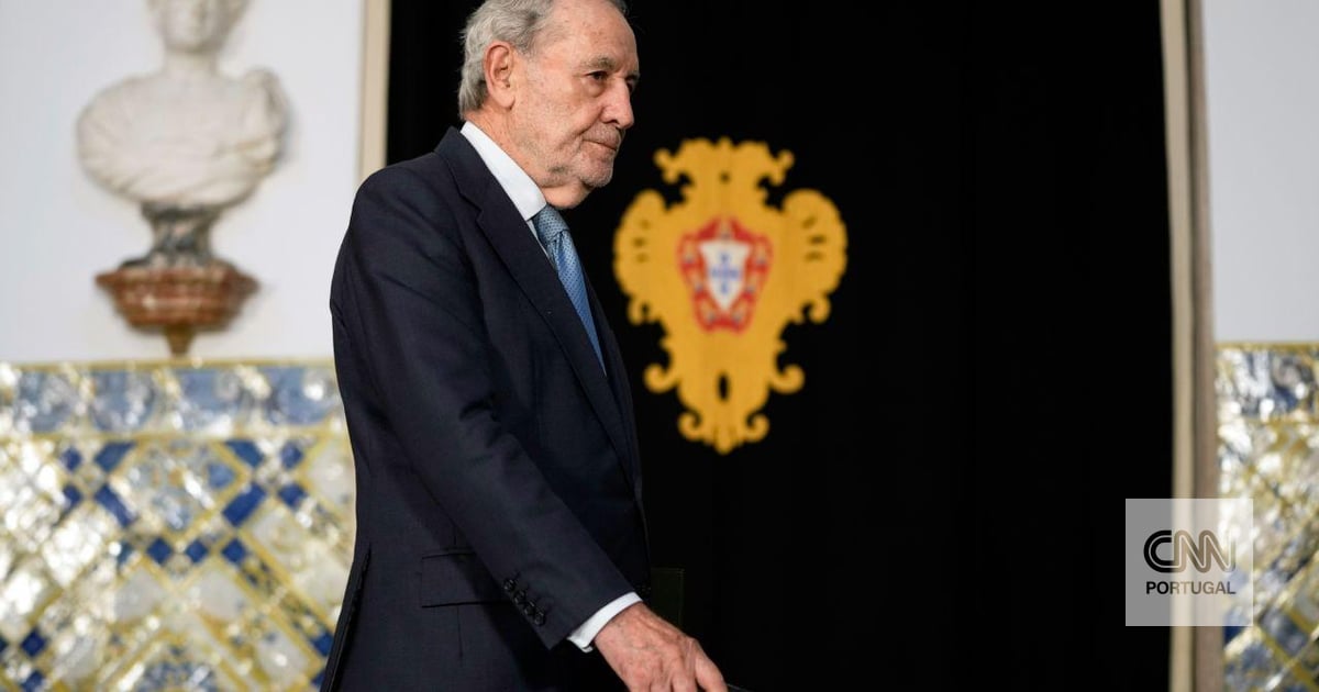 Ramalho Eanes agradece preocupação com a sua saúde após acidente de viação