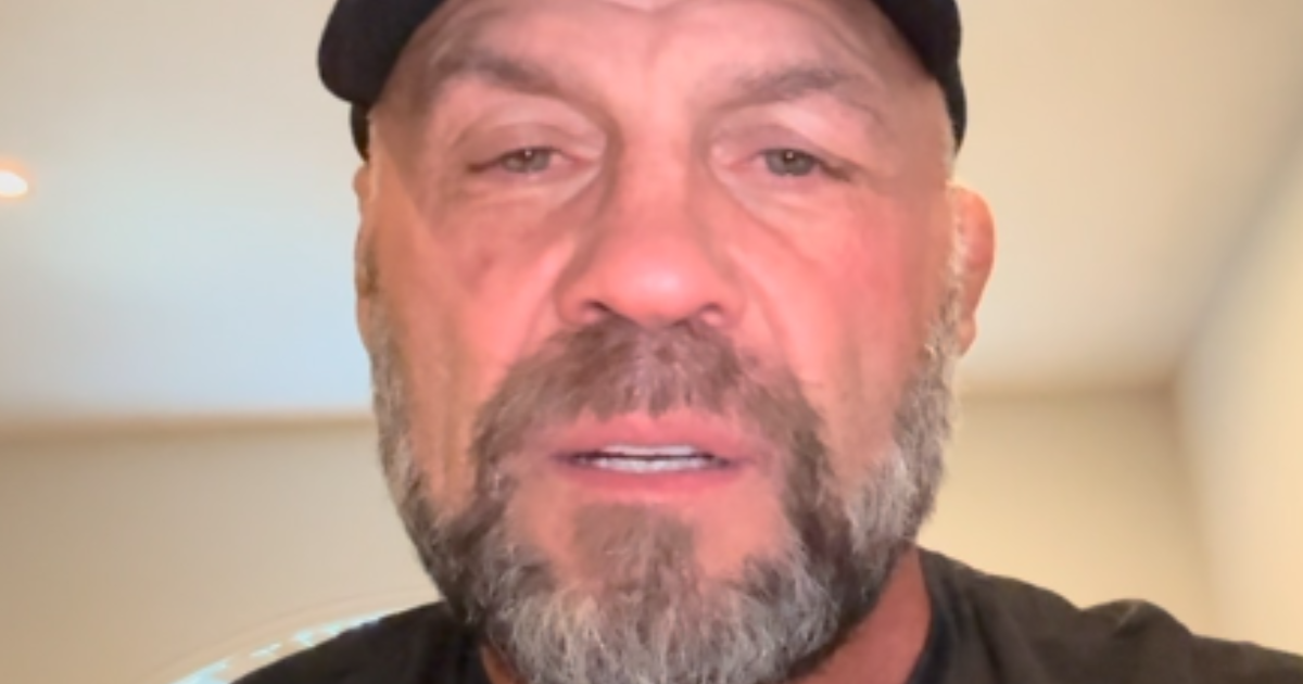 Randy Couture, do UFC, sofre acidente e é hospitalizado