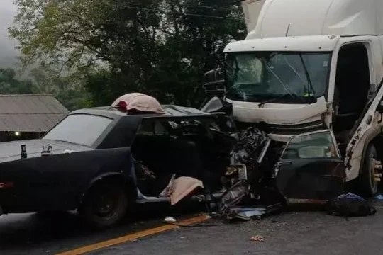Santa Catarina: motorista envolvido em acidente que matou três em Apiúna é indiciado