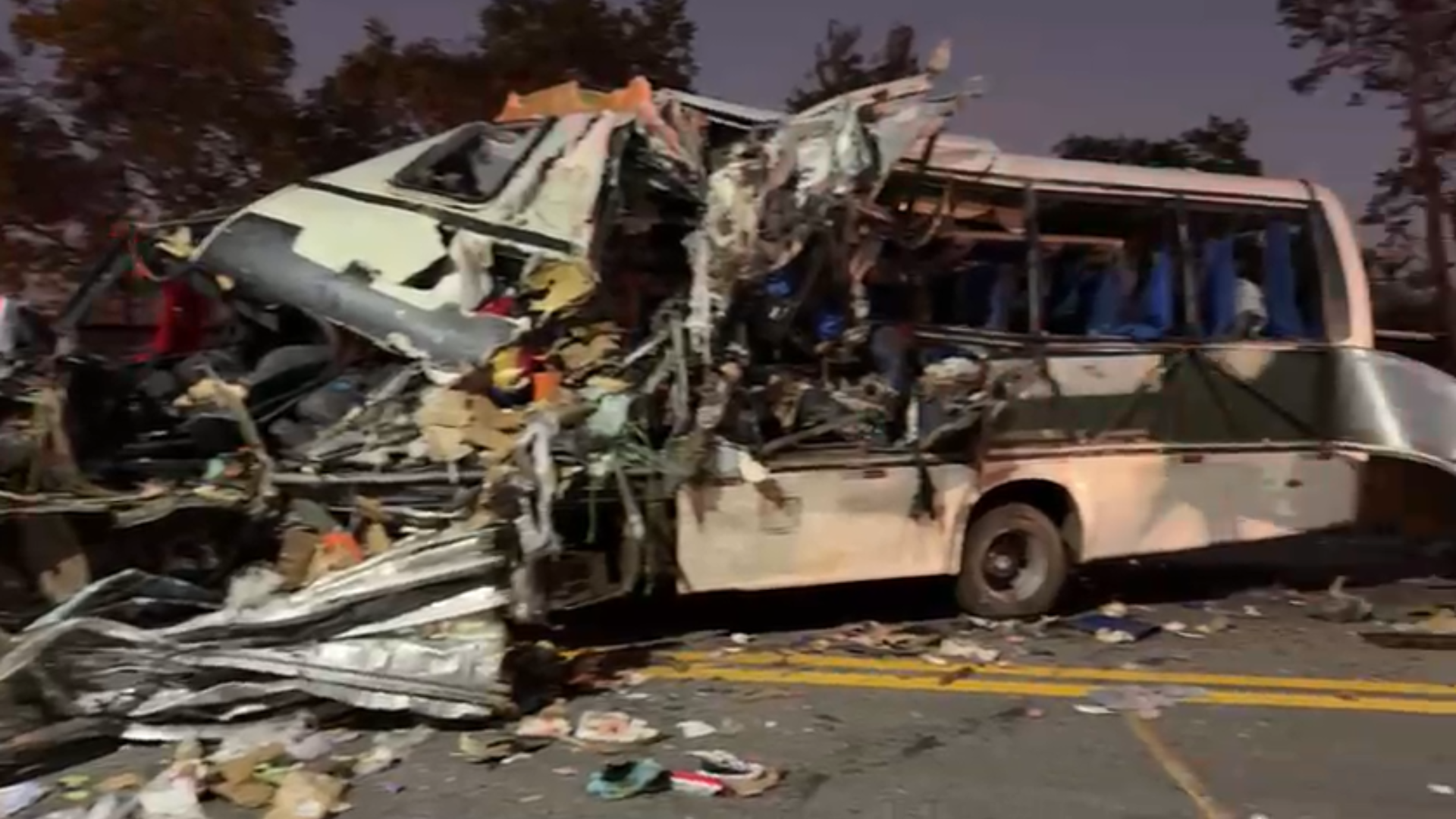 Felipe Neto se pronuncia após irmão desabafar por falta de ajuda financeira