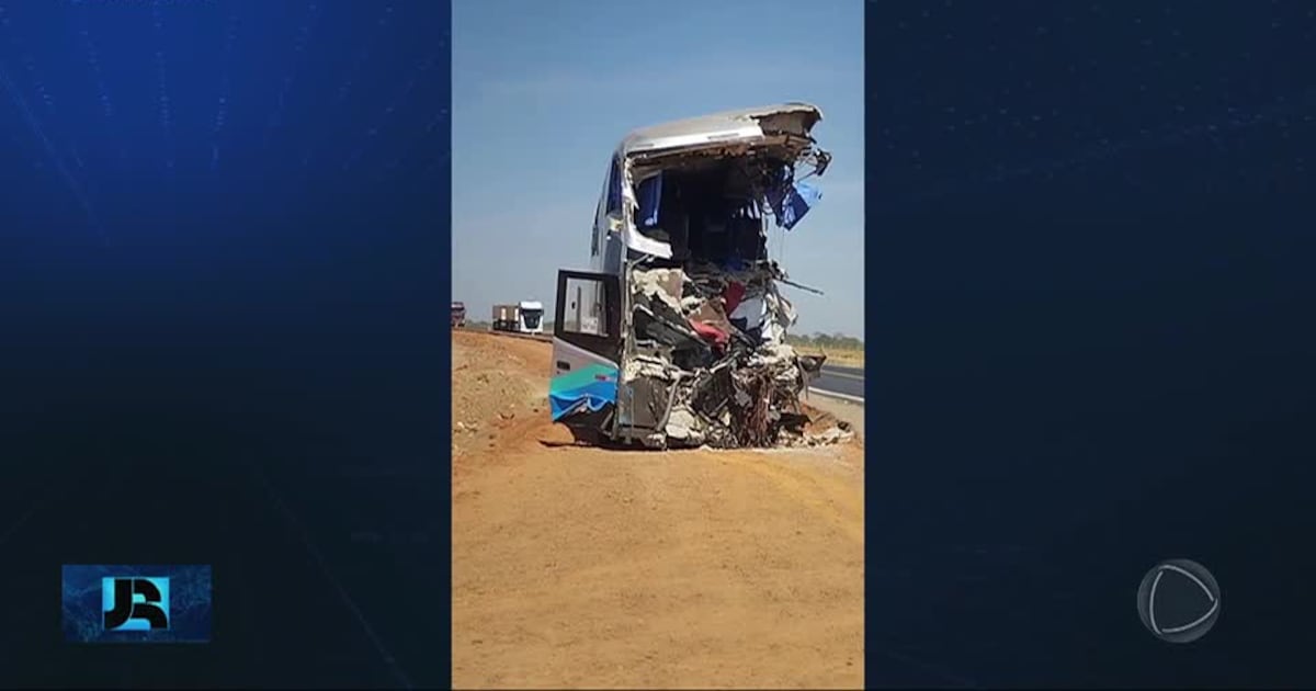 Acidente entre ônibus e carreta deixa 11 mortos e 46 feridos no interior de MT – Noticias R7