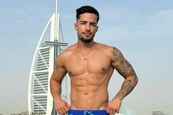 Brasileiro morre e outro entra em coma após acidente em hotel na Grécia