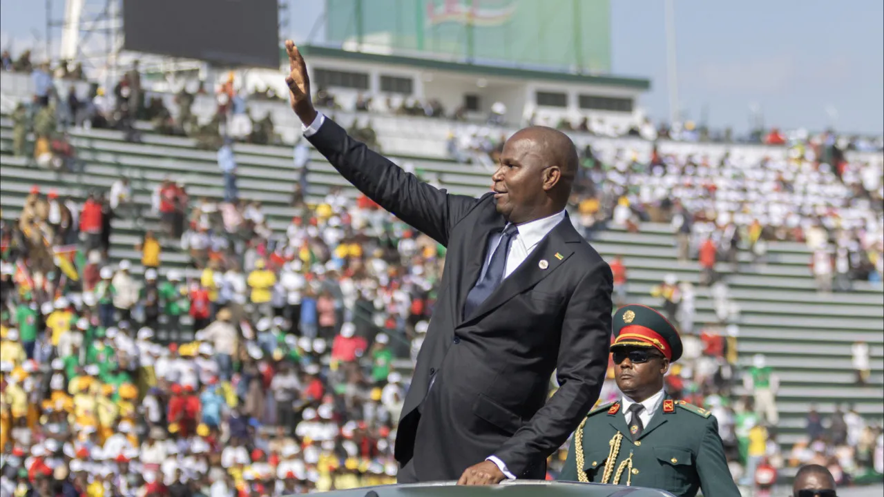 Chapo insiste que retoma do projeto de gás depende da TotalEnergies