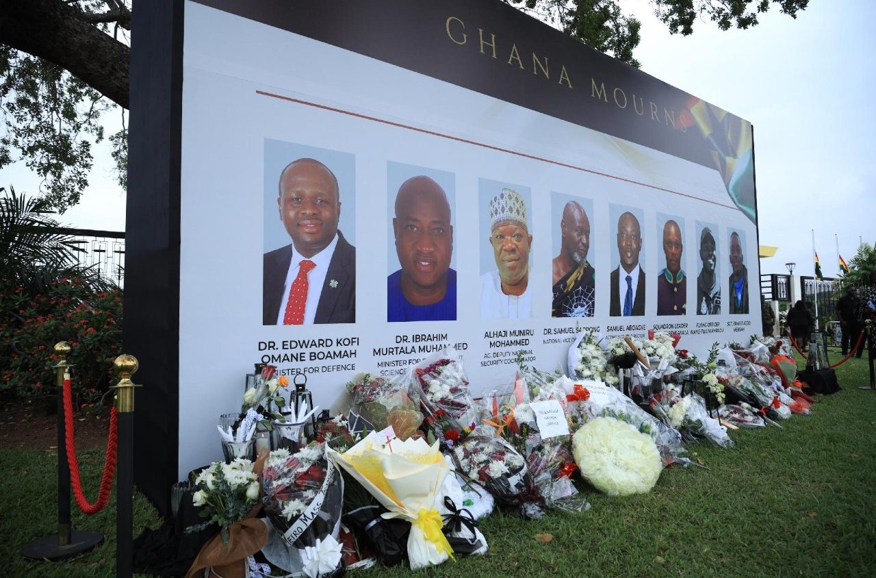 Papa manifesta pesar pelas vítimas de acidente aéreo em Gana