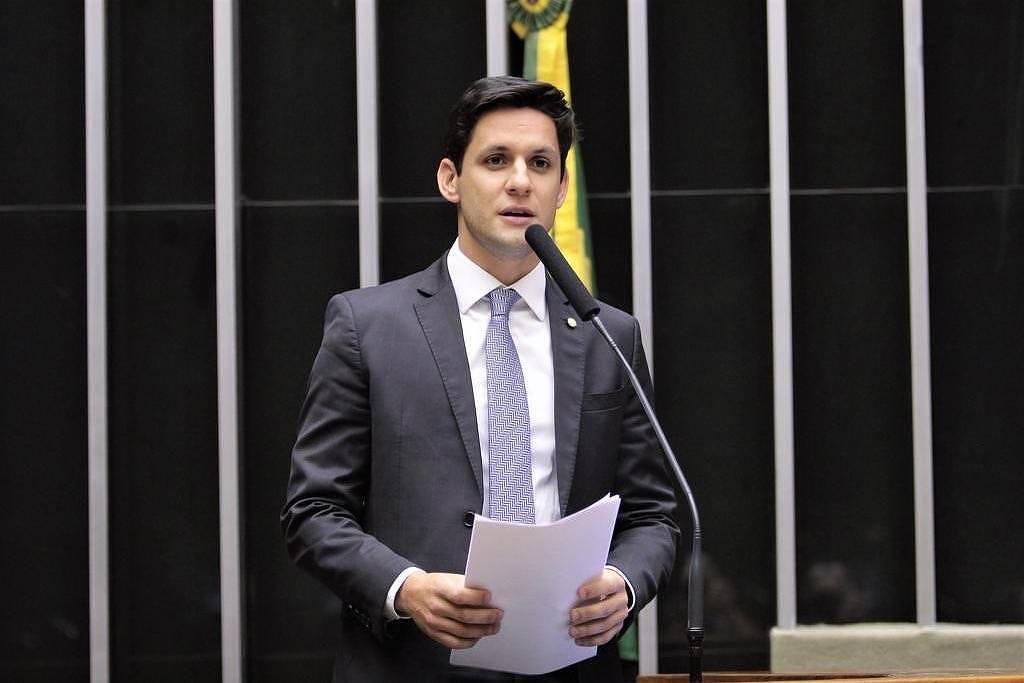 Rafael Motta é internado em SP após acidente em Natal - 27/08/2025 - Cotidiano