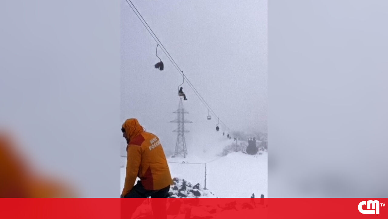 Acidente em teleférico na Rússia faz dois mortos - Vídeos